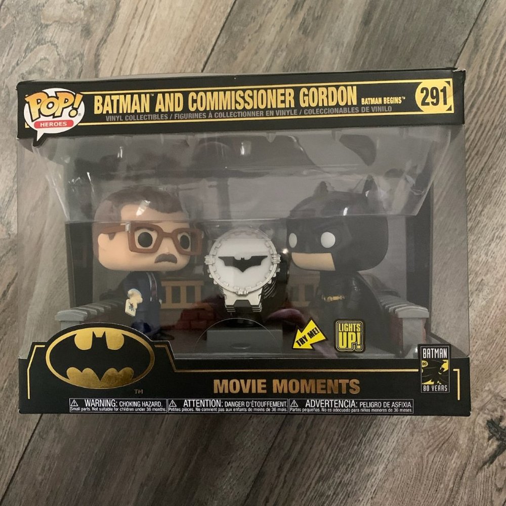 NWT‎ FUNKO POP MOVIE MOMENTS 80TH ANN. LIGHT UP BATMAN & COMMISSIONER GORDON